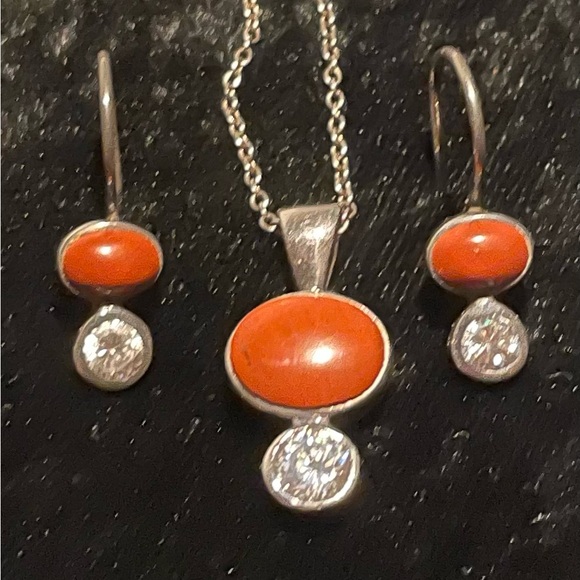 Peyote Bird Jewelry - Peyote Bird Coral and Faceted White Topaz totem set
